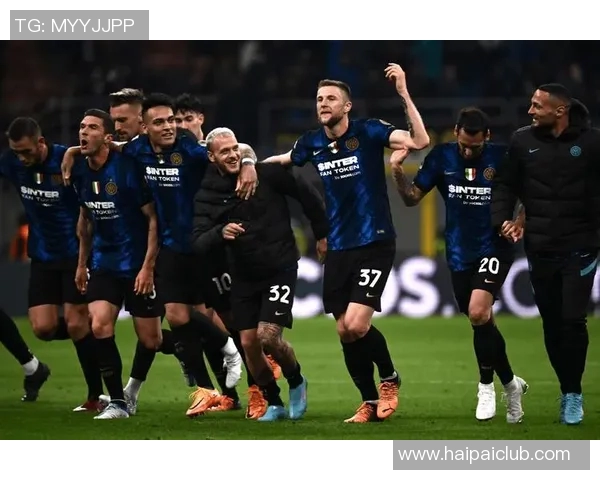 巴伦西亚与国际米兰激战正酣谁能在欧战中笑到最后